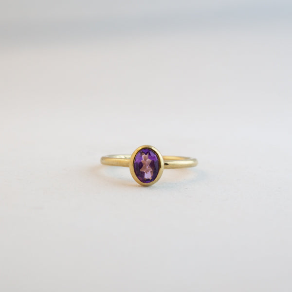 Oval Medium - Amethyst