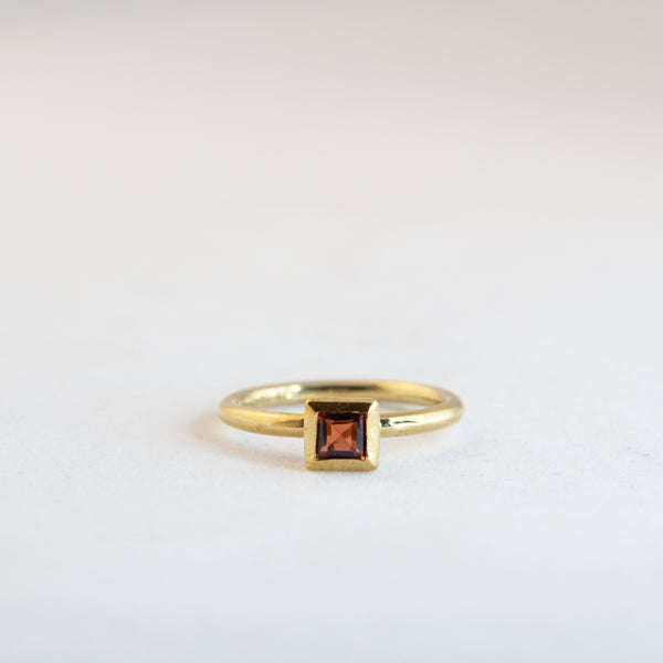 Square Small- Garnet